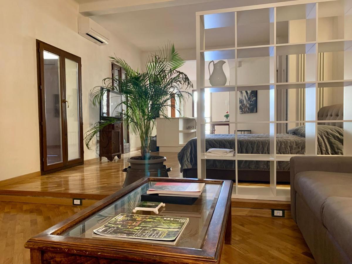 Apartmán Loft Del Pratello Boloňa Exteriér fotografie